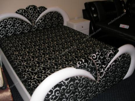 Кровать с матрасом 190x160 / 200x160 Роксолана