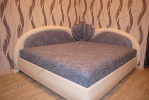 Кровать с матрасом 190x180 / 200x180 Глория