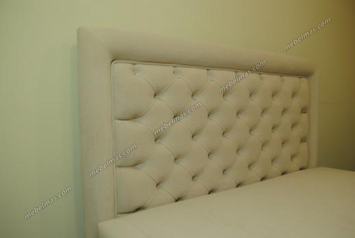 Кровать с матрасом 190x180 / 200x180 Аврора
